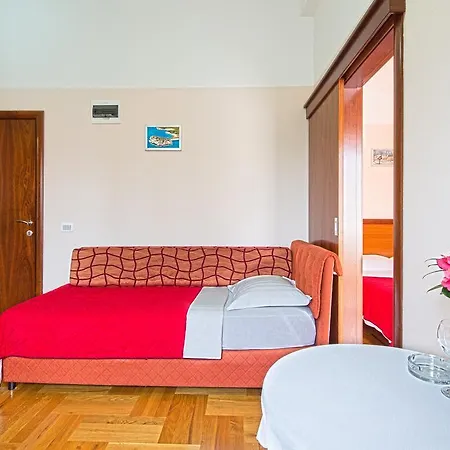 Harmonia Gasthuis Budva