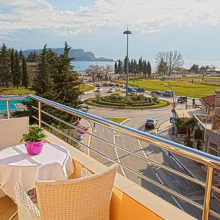 Harmonia * Budva